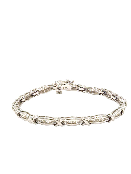 9 Carat WG Diamond Set (kisses) Ladies Bracelet