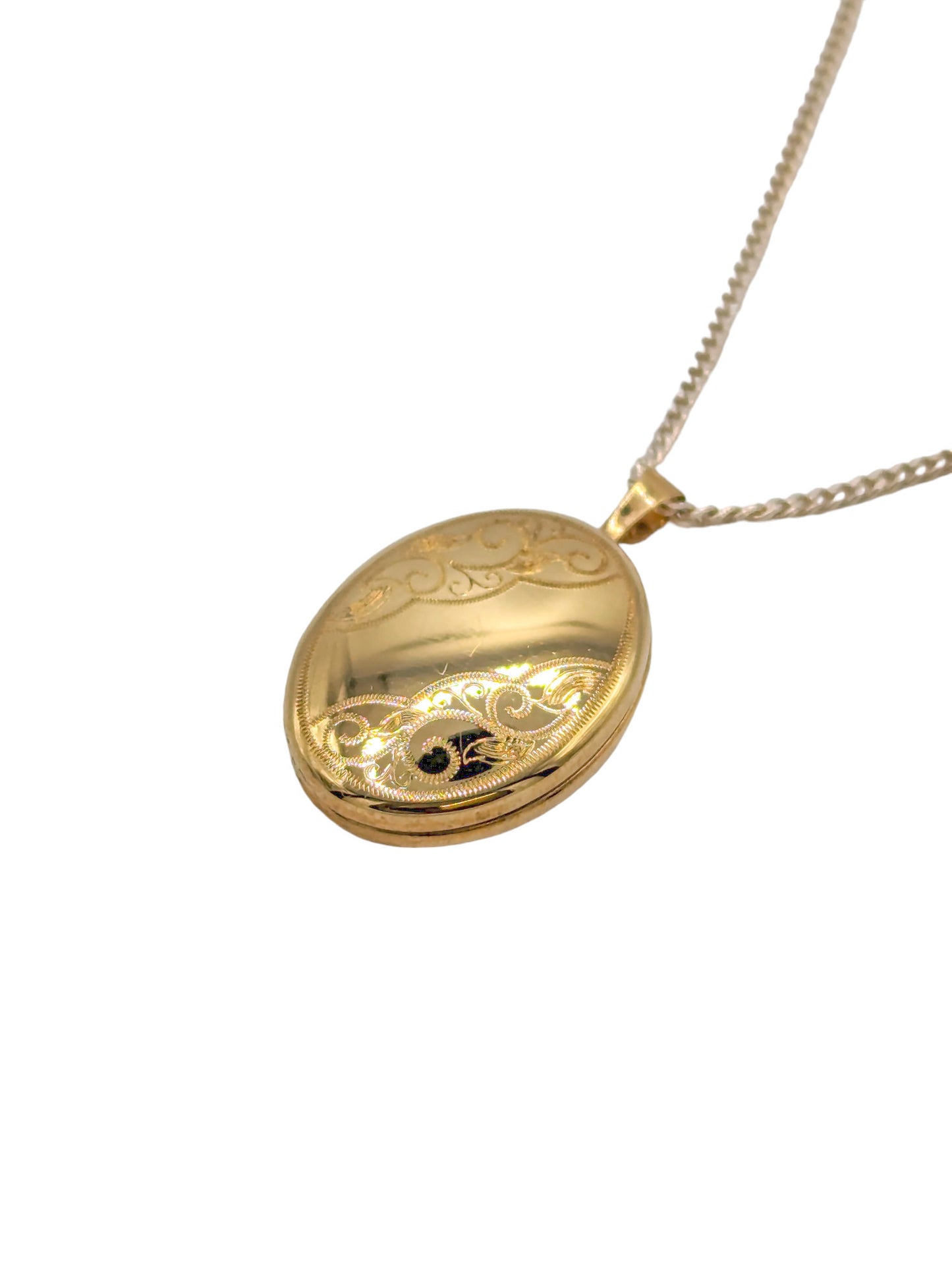 9 Carat YG Oval Locket