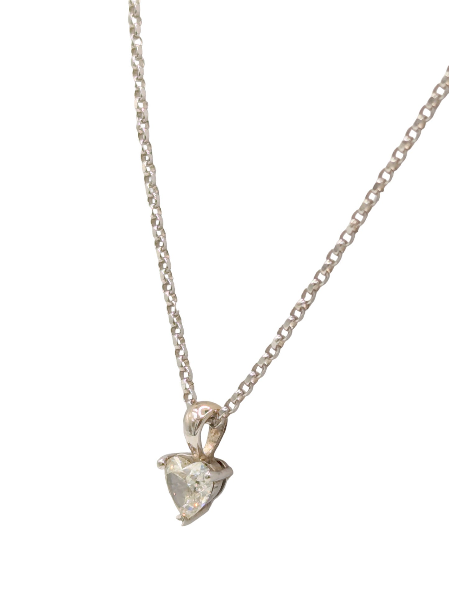 18ct White Gold Heart Shape Diamond Pendant & Chain