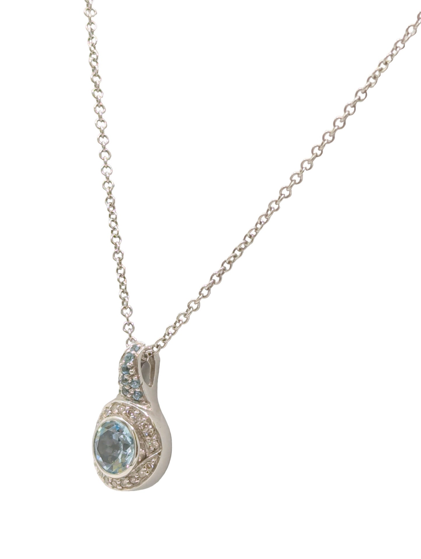 18ct White Gold Diamond & Aquamarine Pendant and Chain