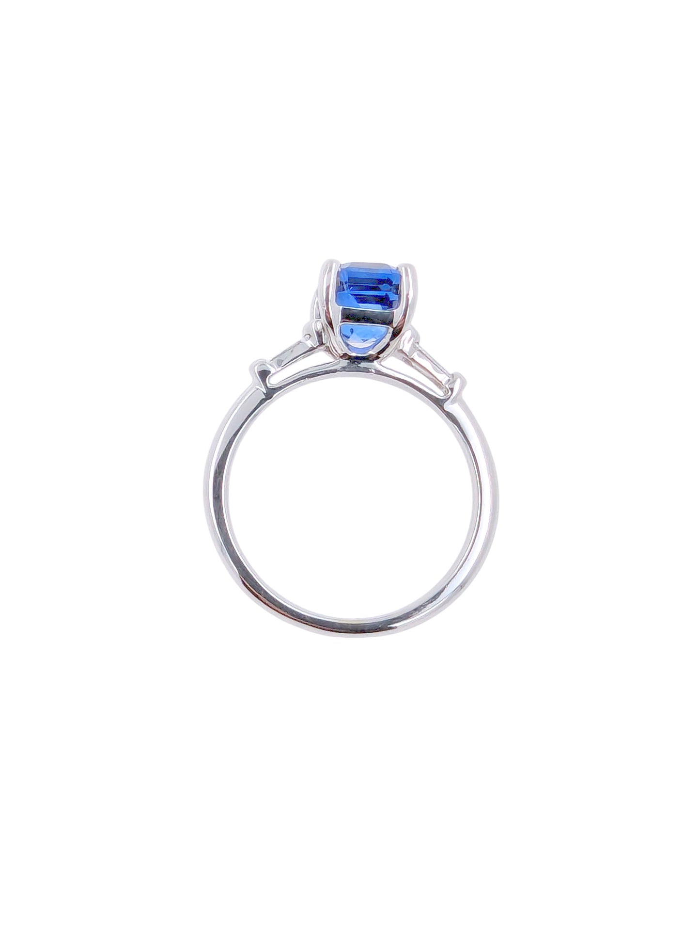 18ct 2.8ct Sapphire Diamond Ring